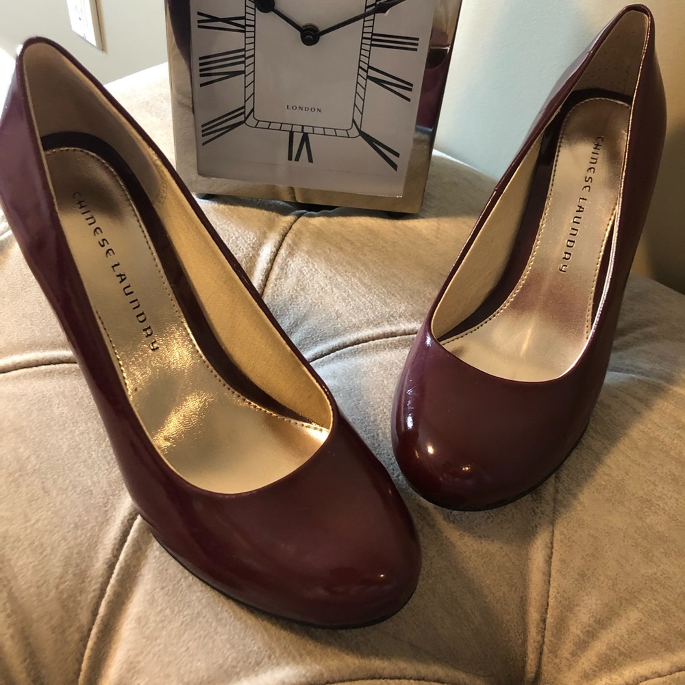 Chinese Laundry Wine Coloured Pumps